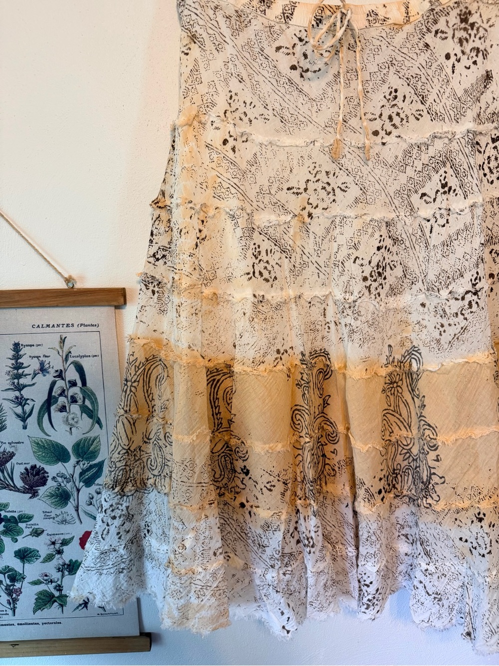 Metro Wear - Large - Cream and Tan Tiered Maxi Skirt - Picture 3 of 12